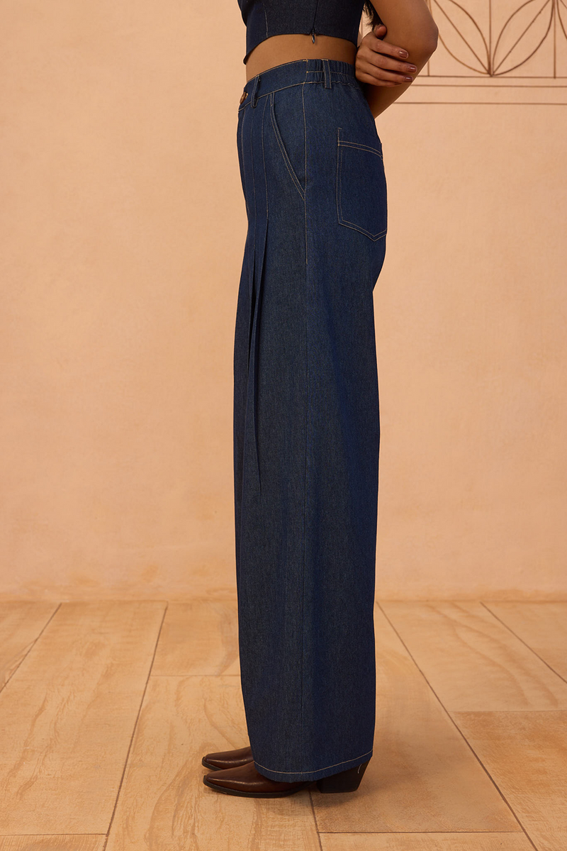 Heirloom Sustainable Denim Pleated Jeans denim pant/trouser by SUI in blue for women Worldwide