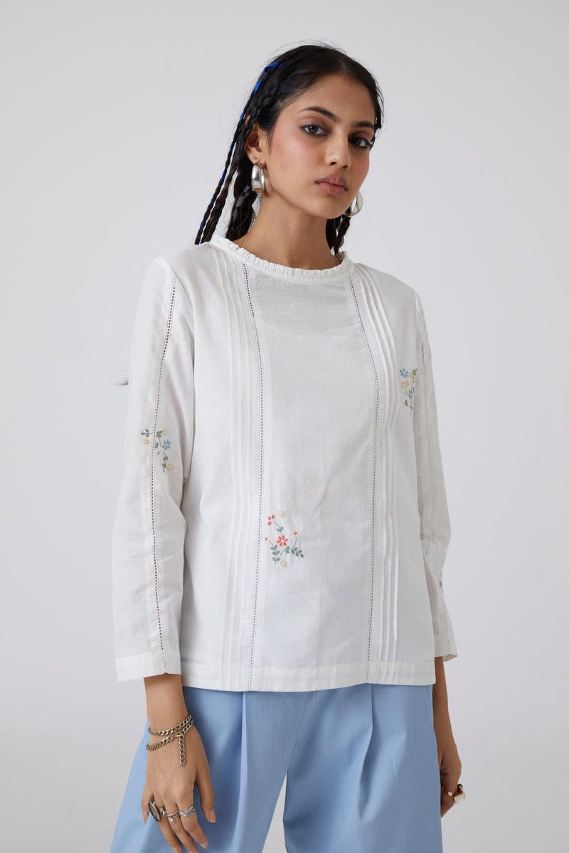 Hurit - Top Top & Tunics by The Summer House in white color for women Worldwide