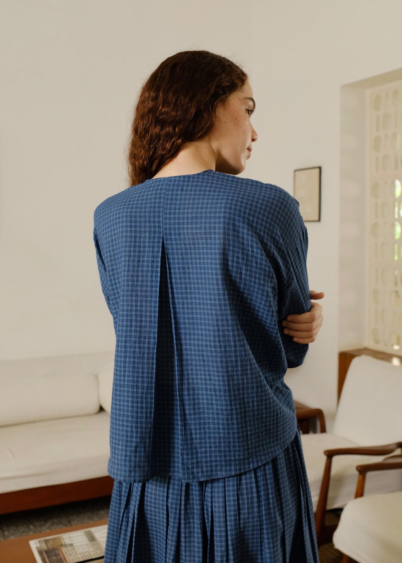 Thea Top handwoven cotton top/shirt by MASON AND MILL in navy blue for women Worldwide