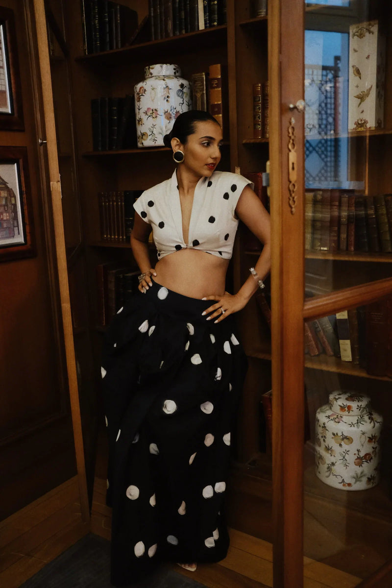 The Dot set satin by Yam in black color for women Worldwide