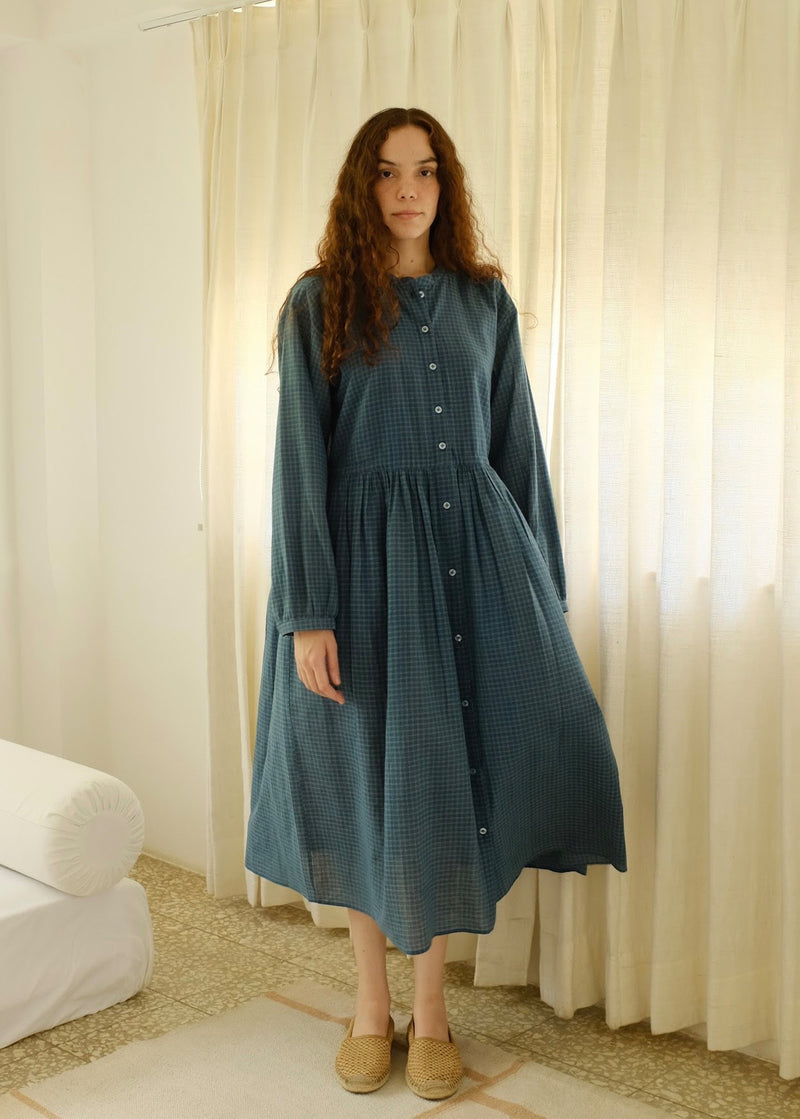 Cynthia-Washed Navy Dress handwoven cotton dress by MASON AND MILL in navy blue for women Worldwide