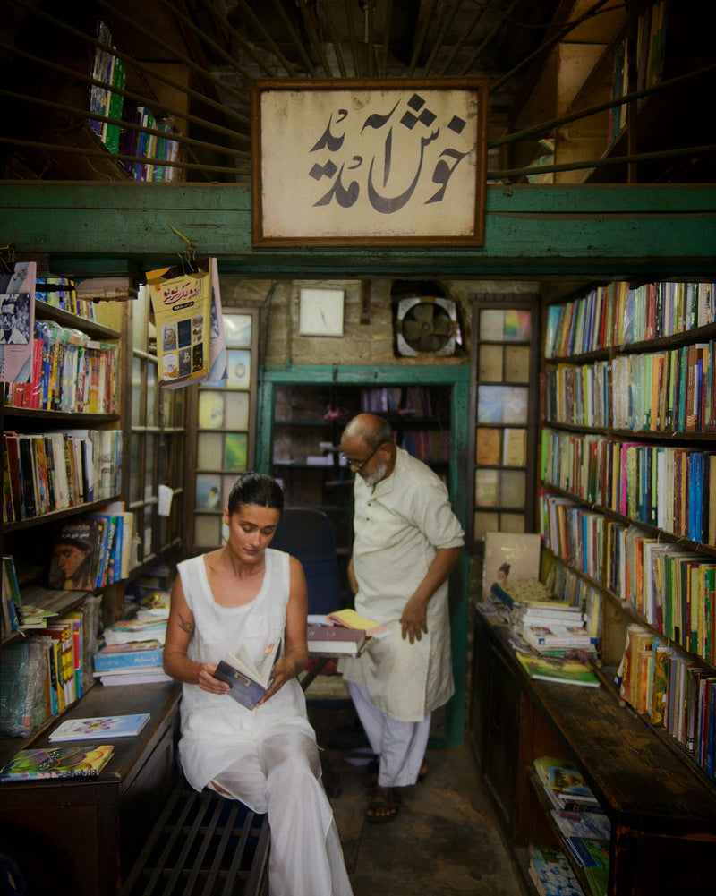 KAARI TUNIC SET 100% cotton by Ituvana in white color for women Worldwide
