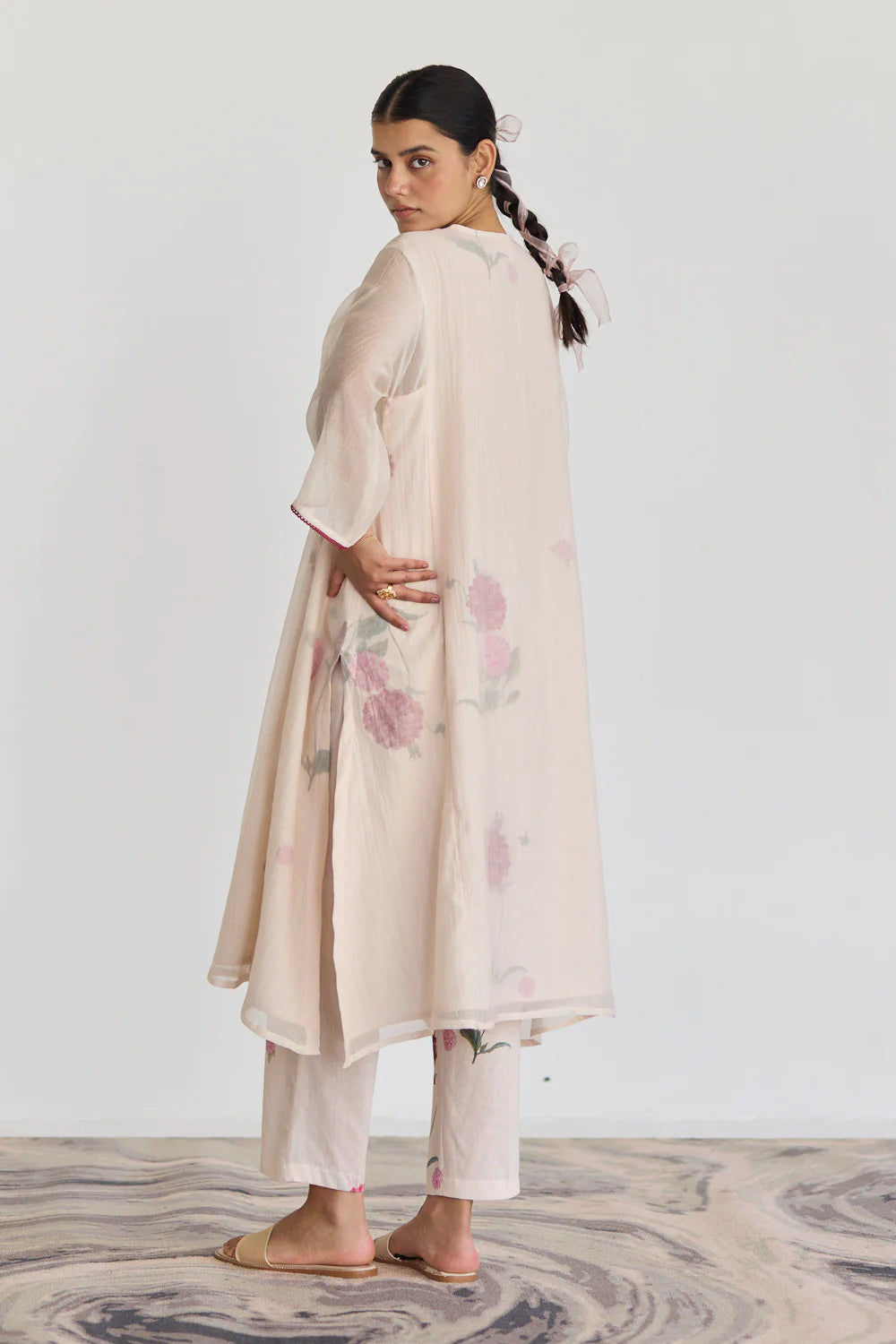 IVORY DHALIA KURTA SET