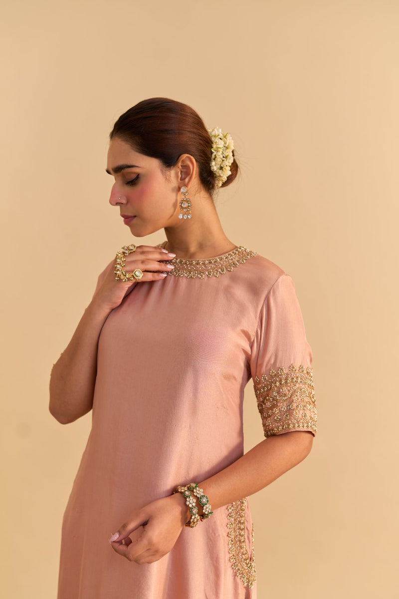 Ilana Off rose Silk Dabka Zardozi Embroidered Kurta Set by SHEETAL BATRA for women Worldwide