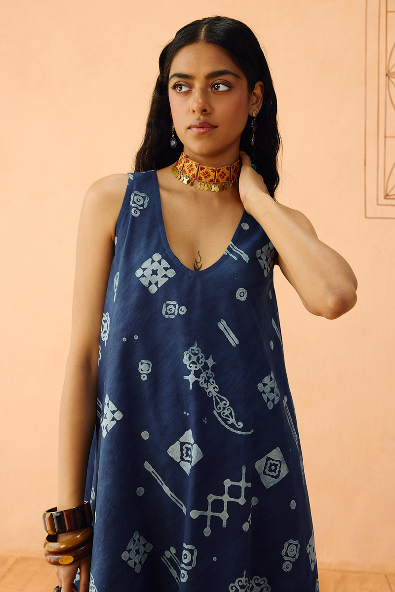 Indigo Ornament Organic Cotton Maxi Dress organic cotton poplin dress by SUI in indigo for women Worldwide