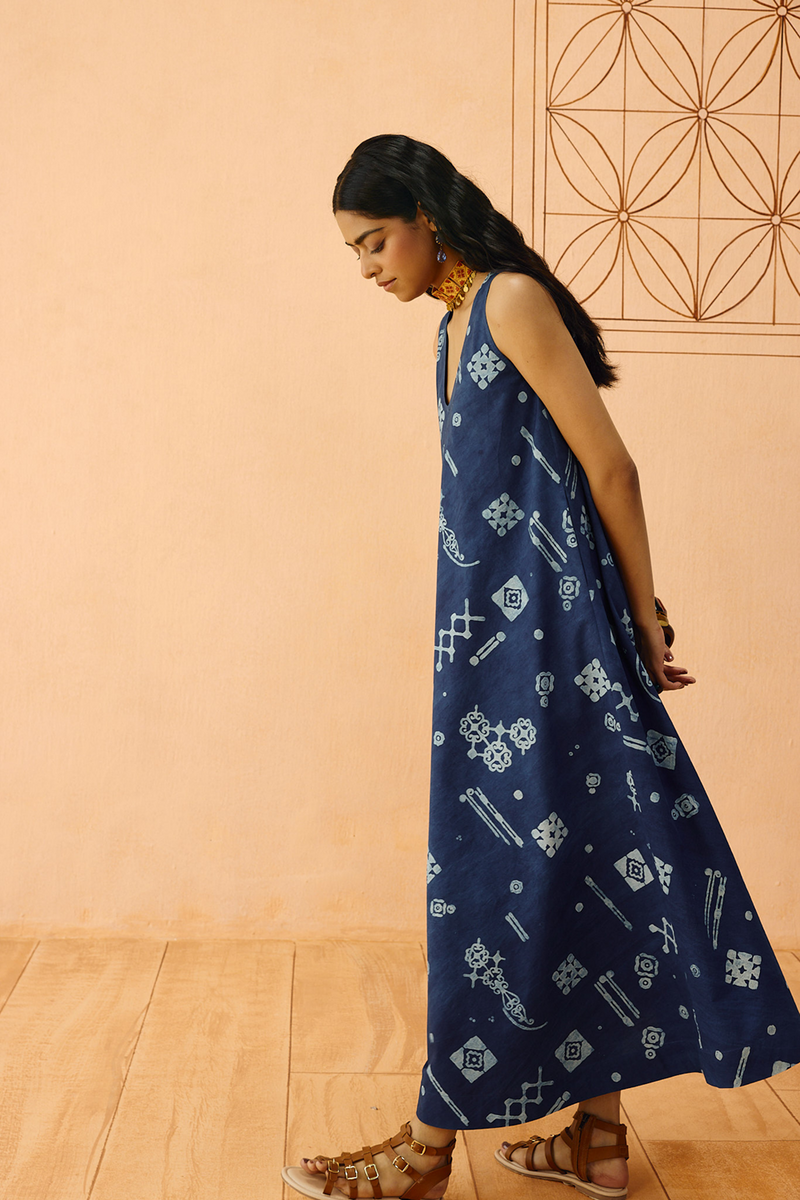Indigo Ornament Organic Cotton Maxi Dress organic cotton poplin dress by SUI in indigo for women Worldwide