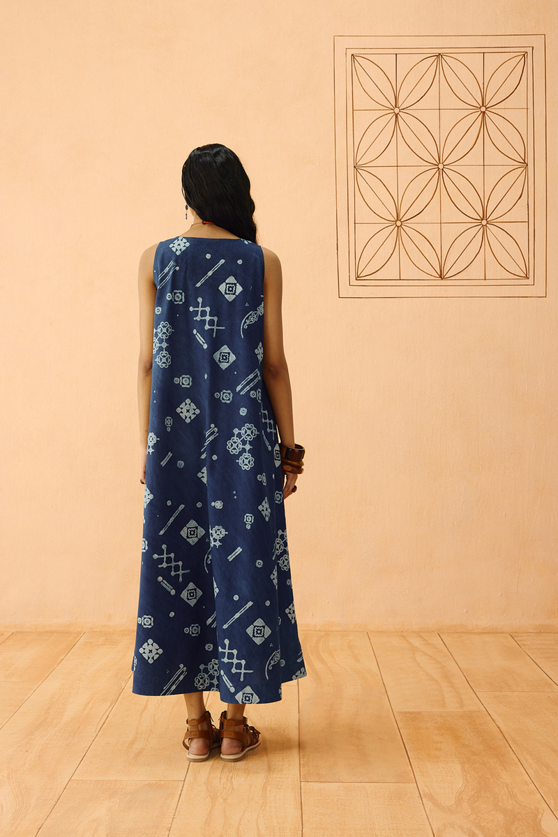 Indigo Ornament Organic Cotton Maxi Dress organic cotton poplin dress by SUI in indigo for women Worldwide