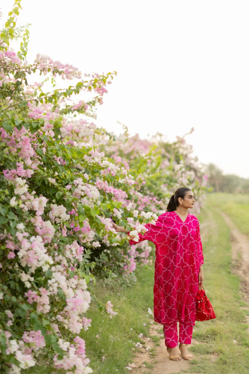 JAALI V2 KURTA SET-PINK silk by Dyelogue in pink color for women Worldwide