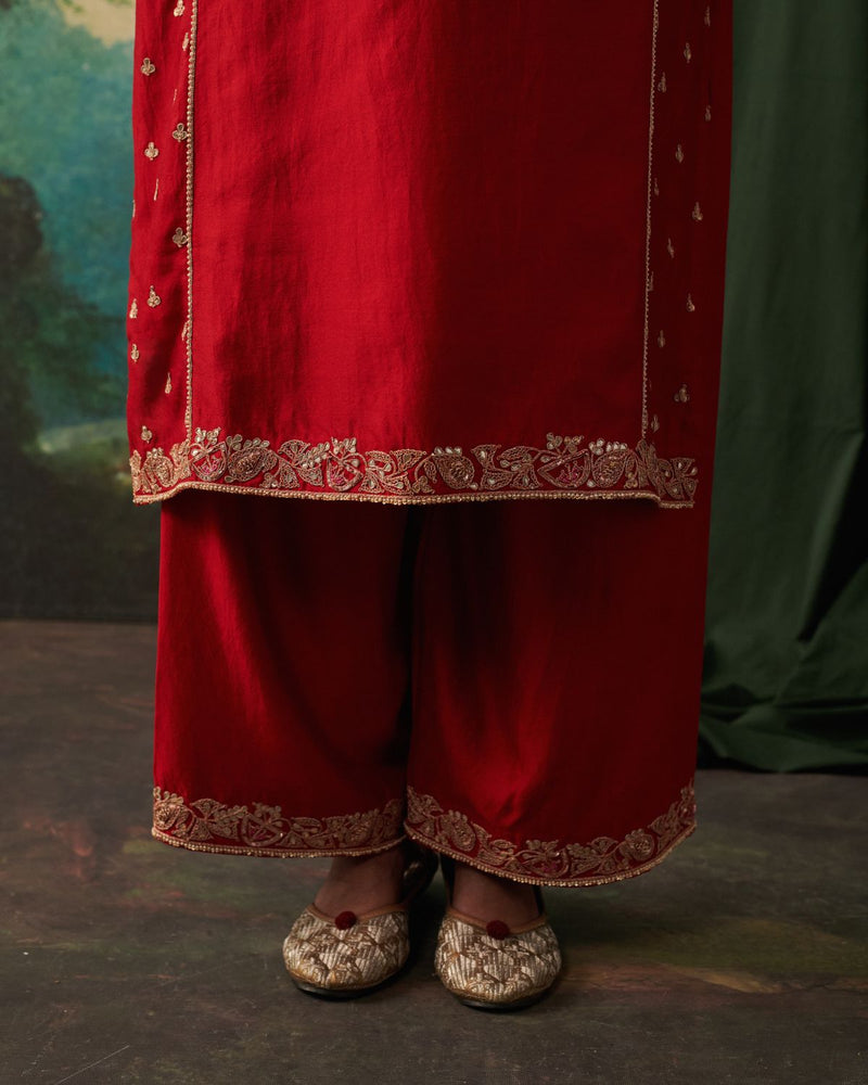 JAZABAH & SAIYAN KURTA & PANT chiffon by Rashika Mittal in red color for women Worldwide