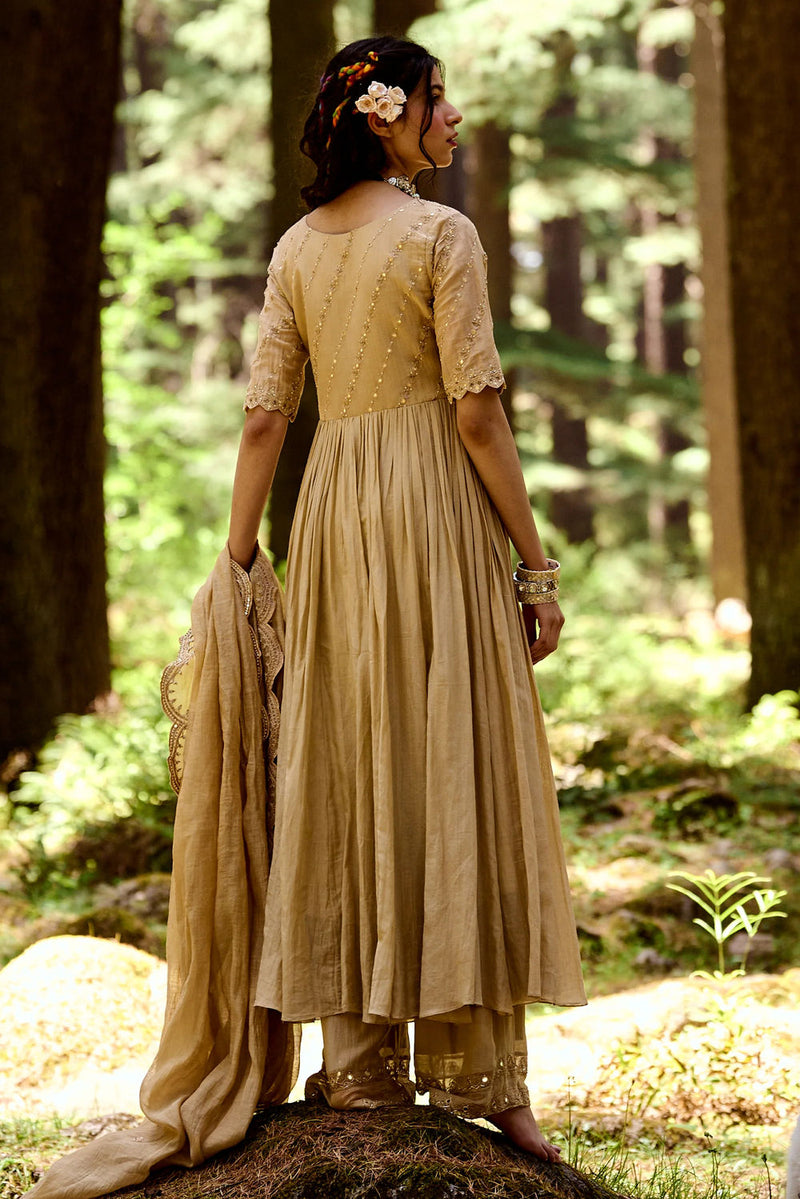 Jehan Anarkali Set – Beige cotton silk by Paulmi & Harsh-kahan Sep'26 in beige for women Worldwide