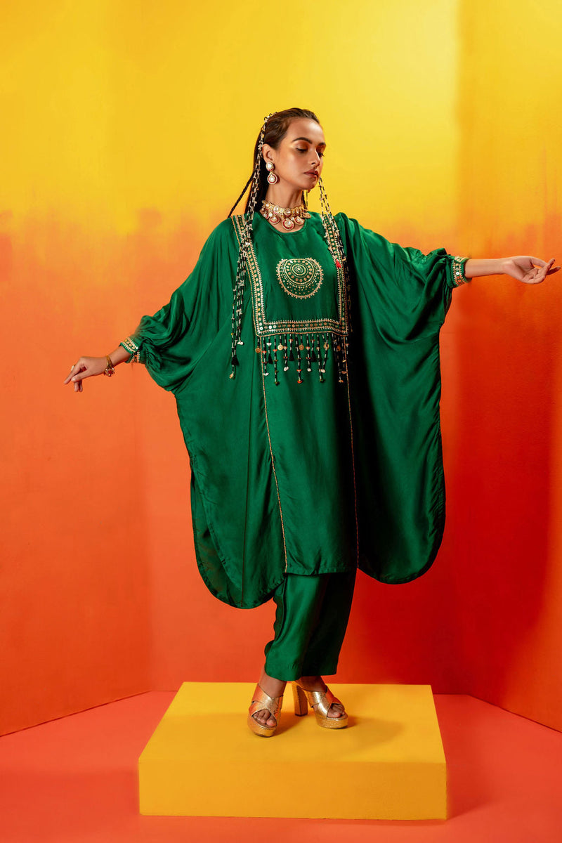 Vani Green AntiFit Kurta with Pant satin by PRAHNAAYA in green color for women Worldwide
