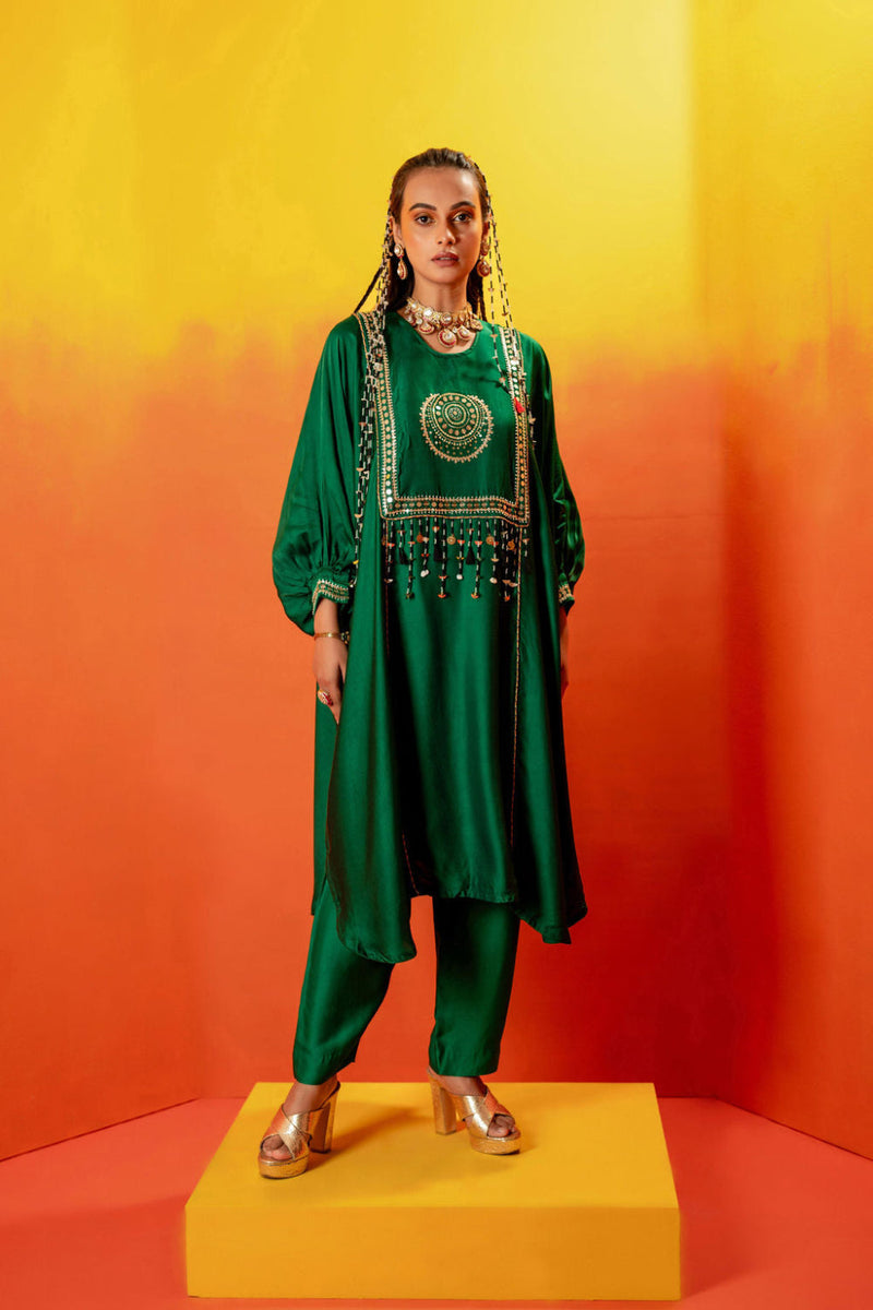 Vani Green AntiFit Kurta with Pant satin by PRAHNAAYA in green color for women Worldwide