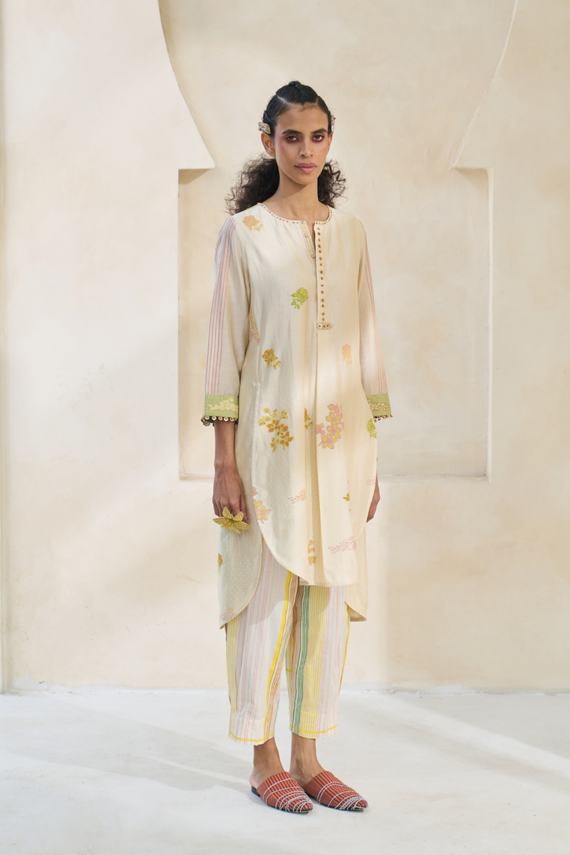 Jinger Set chanderi by SWATTI KAPOOR in multi color for women Worldwide