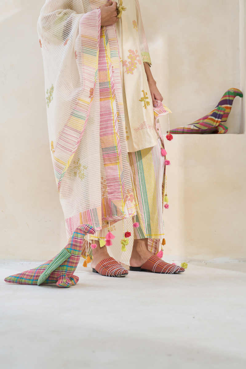 Jinger Set chanderi by SWATTI KAPOOR in multi color for women Worldwide