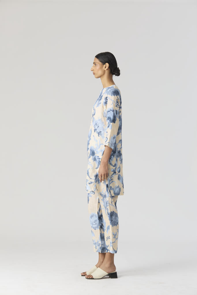 JUNO LINEN KURTA SET by Yam in blue color for women Worldwide