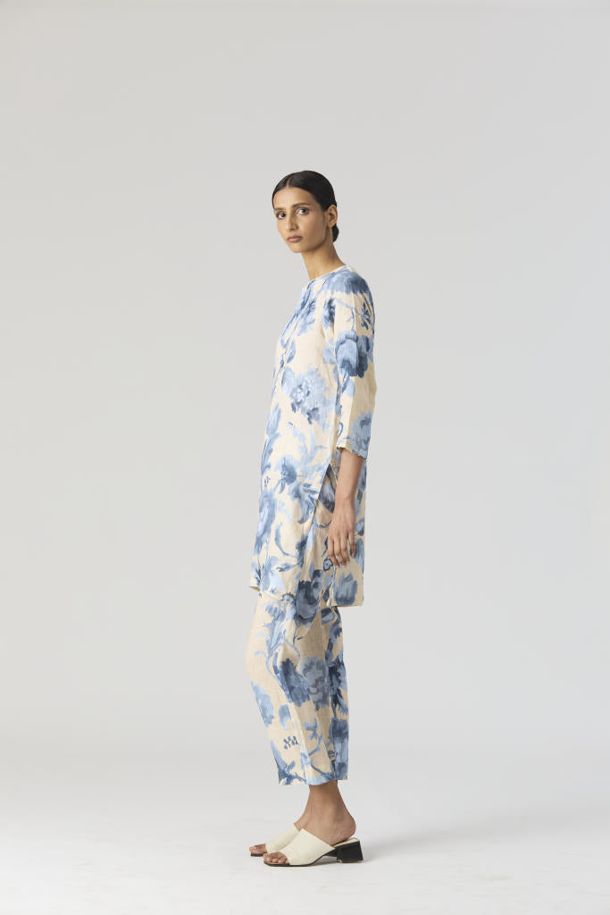JUNO LINEN KURTA SET by Yam in blue color for women Worldwide
