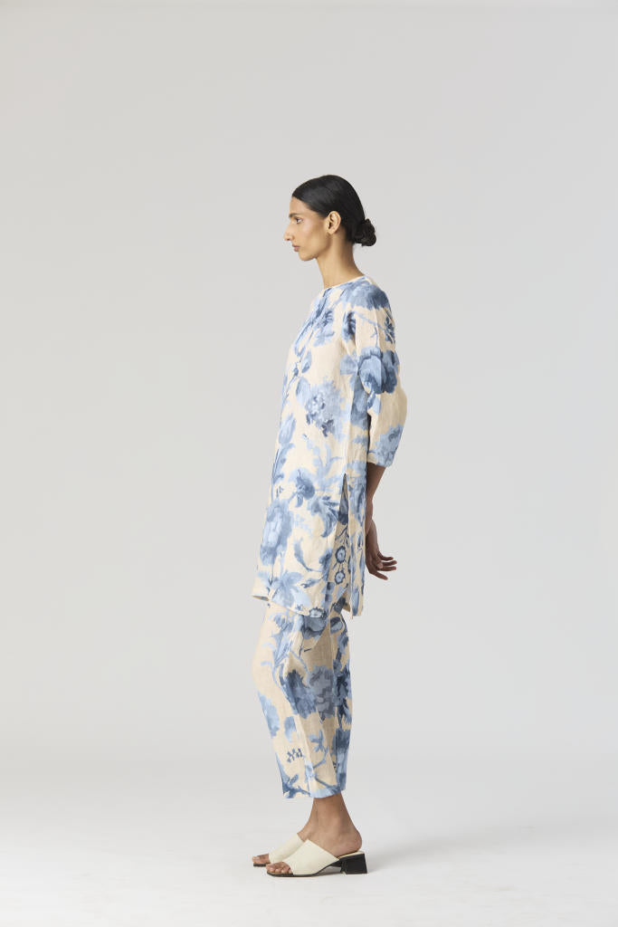 JUNO LINEN KURTA SET by Yam in blue color for women Worldwide