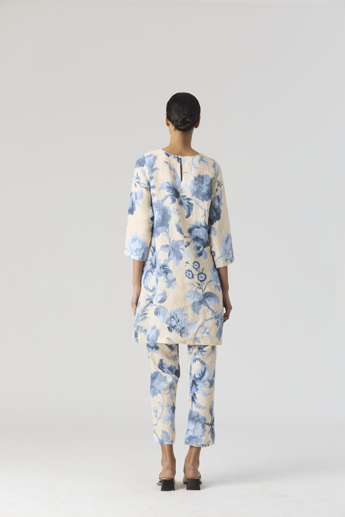 JUNO LINEN KURTA SET by Yam in blue color for women Worldwide