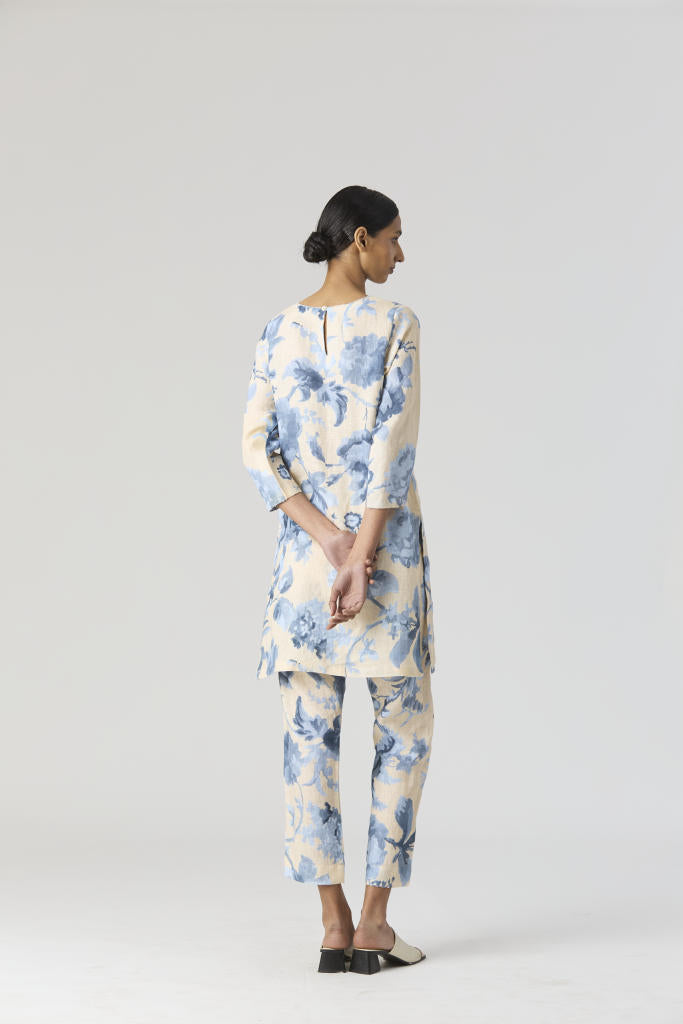 JUNO LINEN KURTA SET by Yam in blue color for women Worldwide