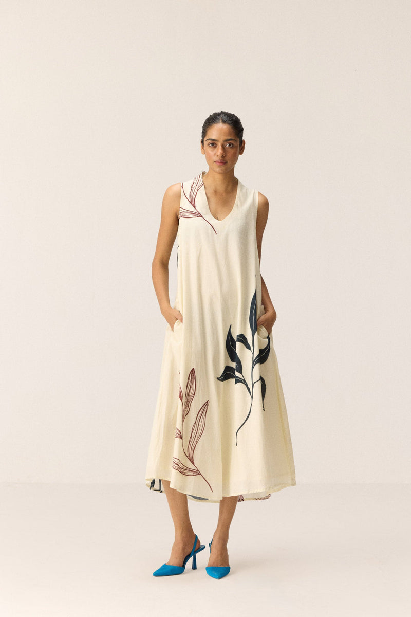 White magnolia Dress cotton by Khara Kapas in white for women Worldwide