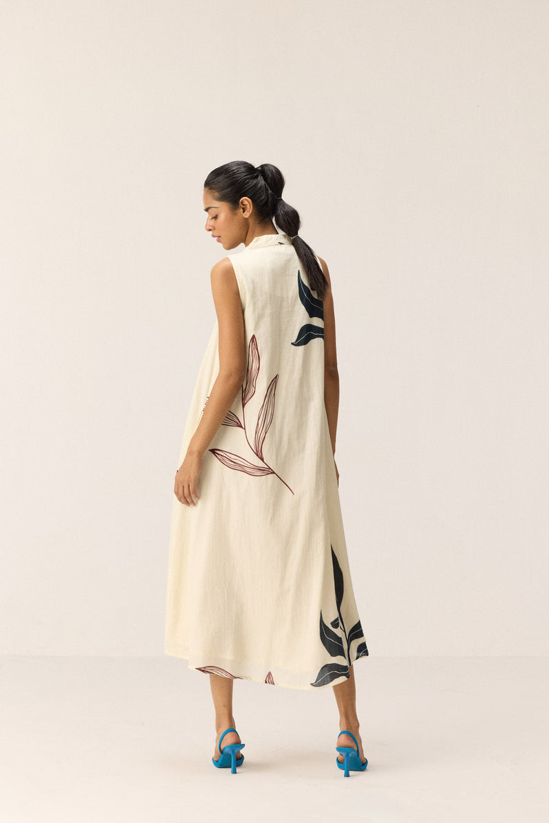 White magnolia Dress cotton by Khara Kapas in white for women Worldwide