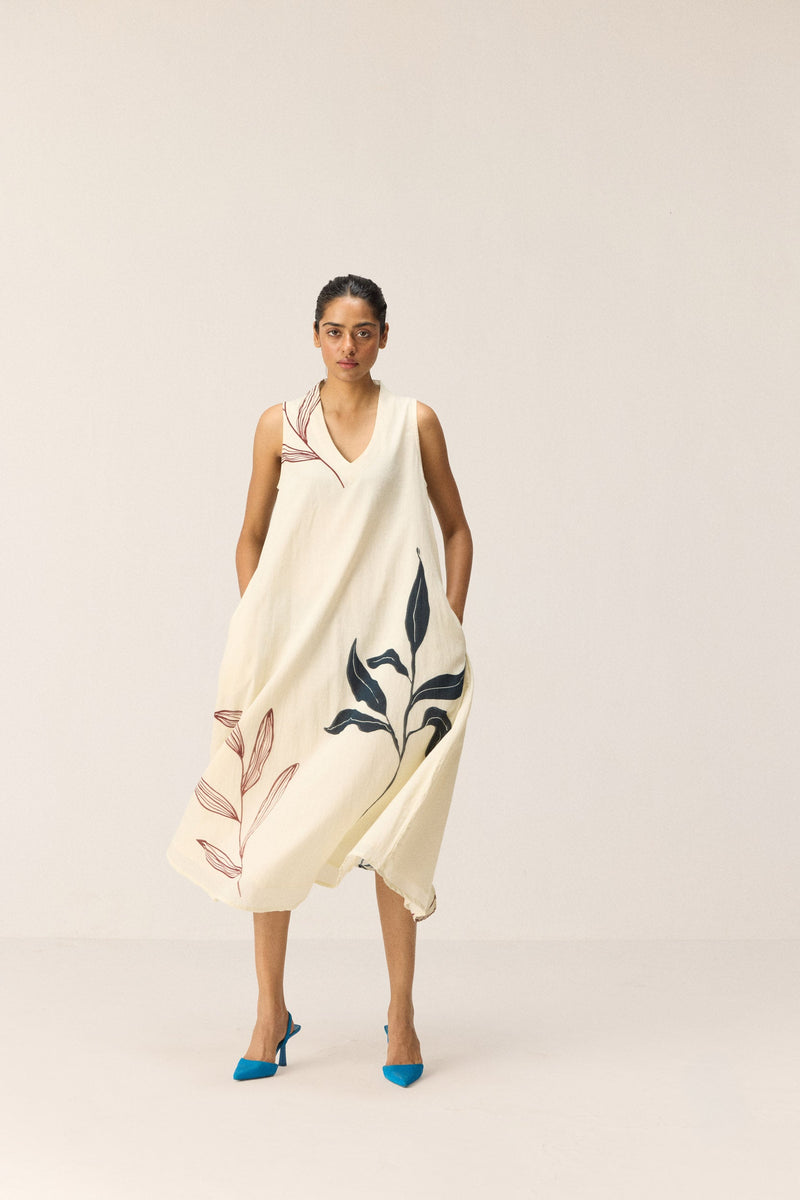 White magnolia Dress cotton by Khara Kapas in white for women Worldwide