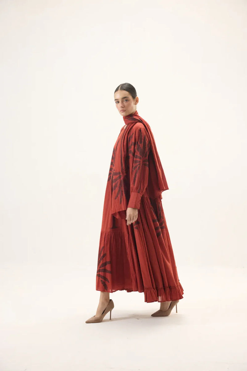 Faedra set mulmul by Khara Kapas in red for women Worldwide
