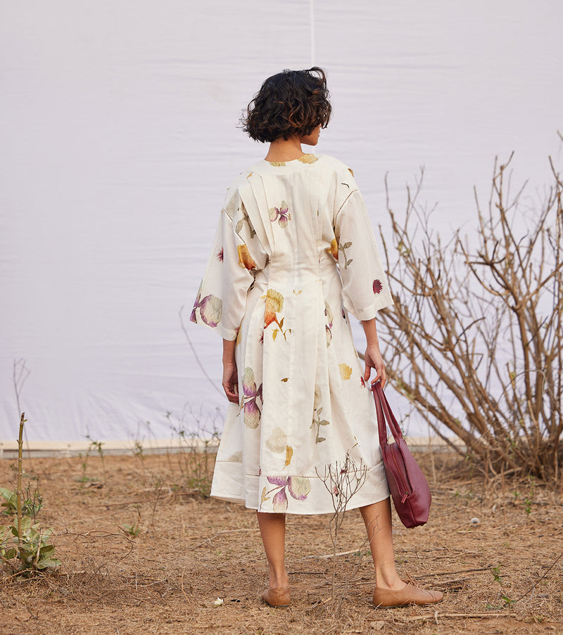 Aangan Dress cotton by Khara Kapas in white for women Worldwide
