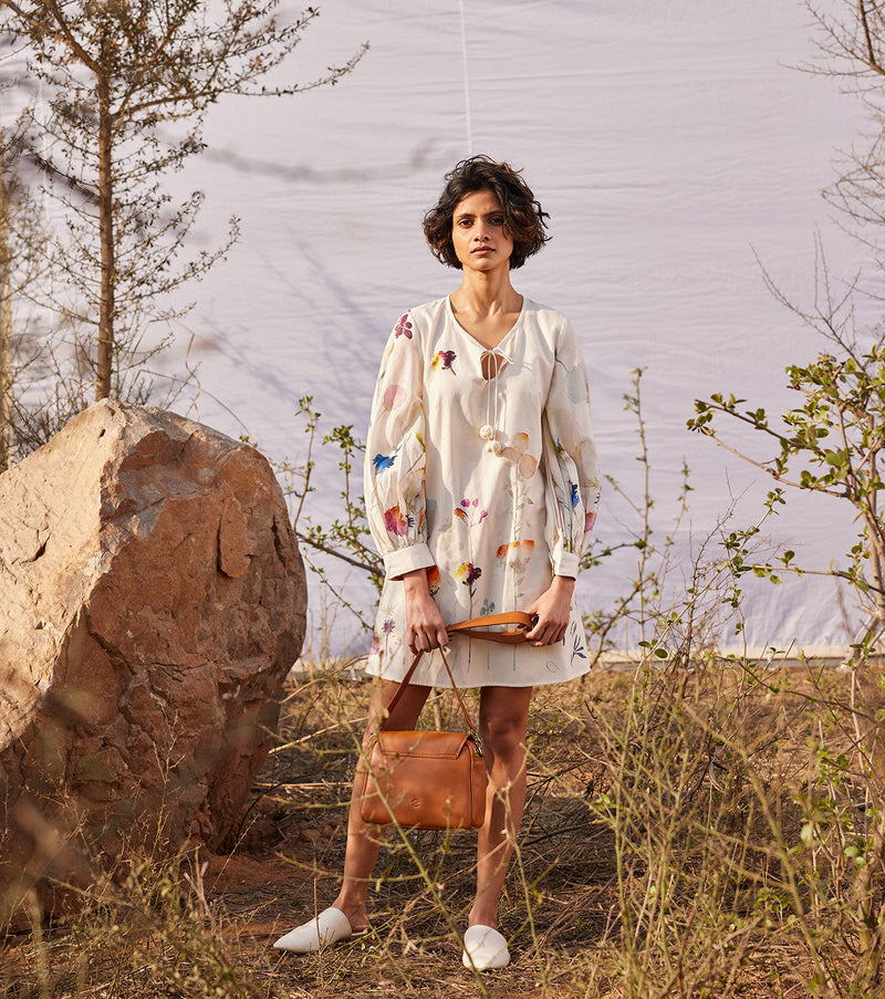 Aam panna cotton by Khara Kapas in white for women Worldwide