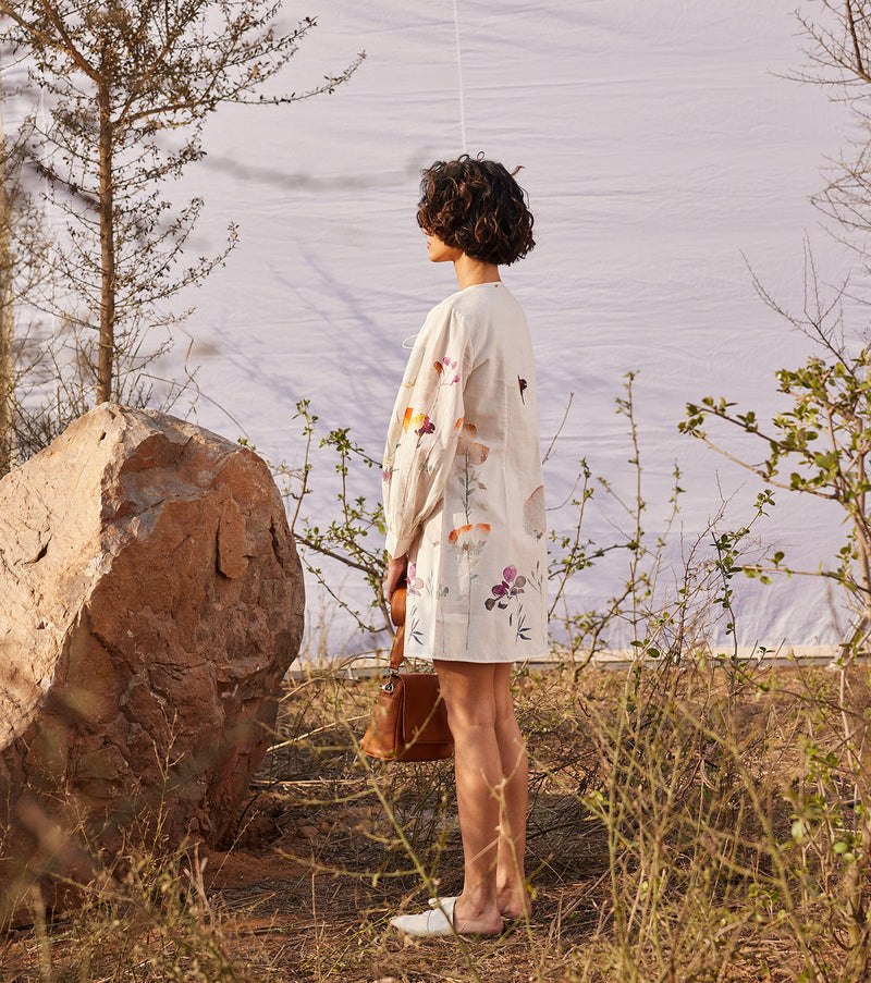 Aam panna cotton by Khara Kapas in white for women Worldwide