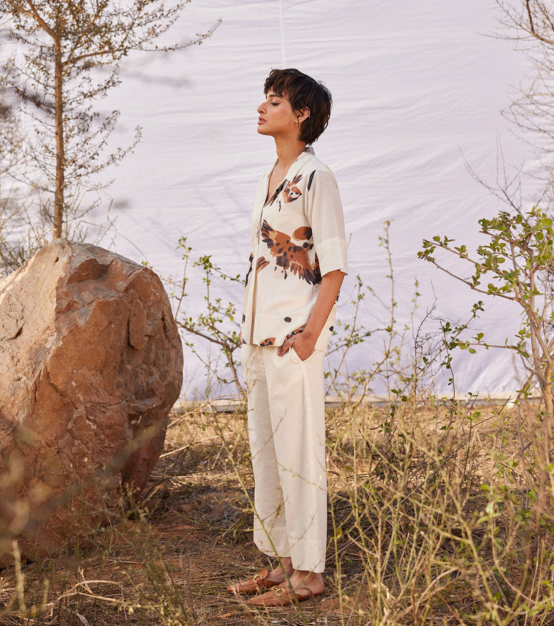 Chidiya co ord set cotton by Khara Kapas in white for women Worldwide