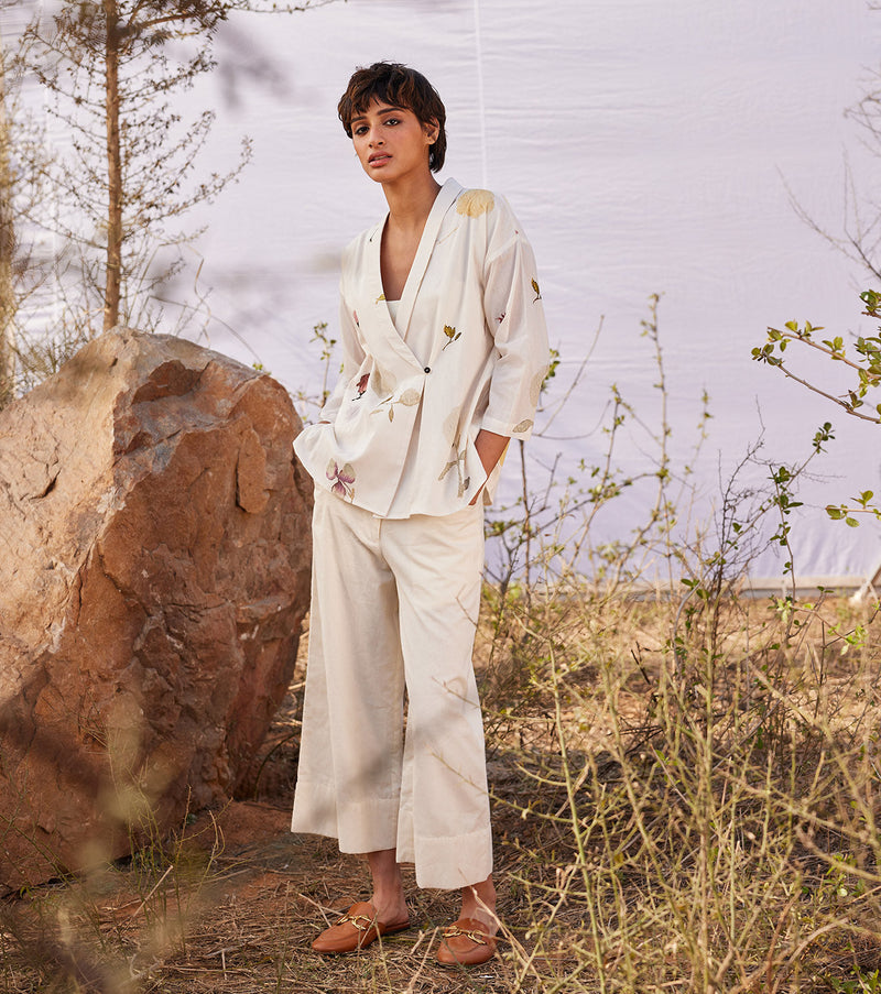 Ruyi Top cotton by Khara Kapas in white for women Worldwide