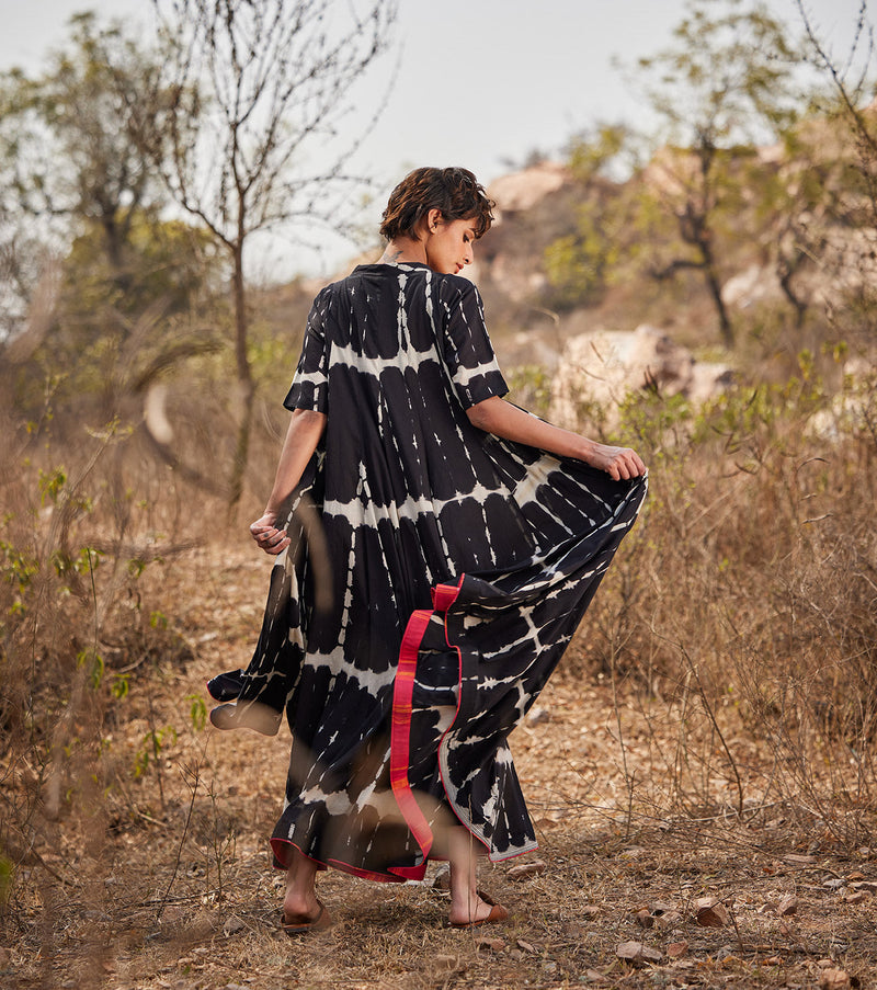 Kala Shahad cotton by Khara Kapas in black for women Worldwide