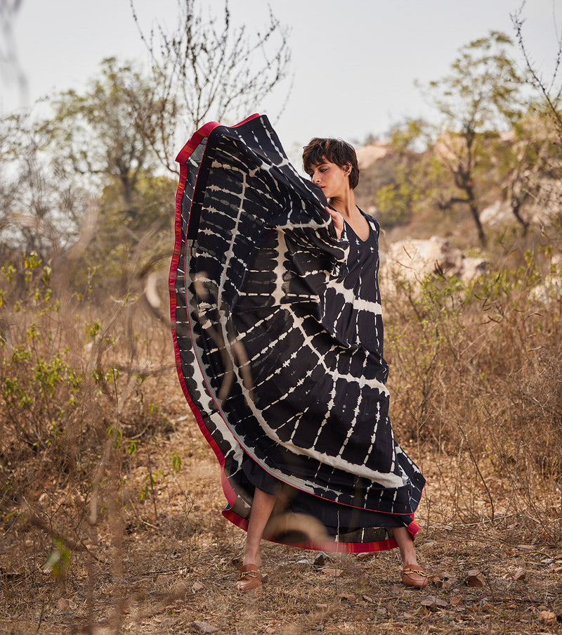 Kala Shahad cotton by Khara Kapas in black for women Worldwide