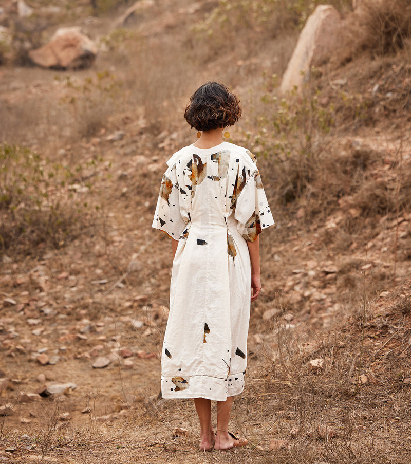 Bahariya Dress cotton by Khara Kapas in white for women Worldwide
