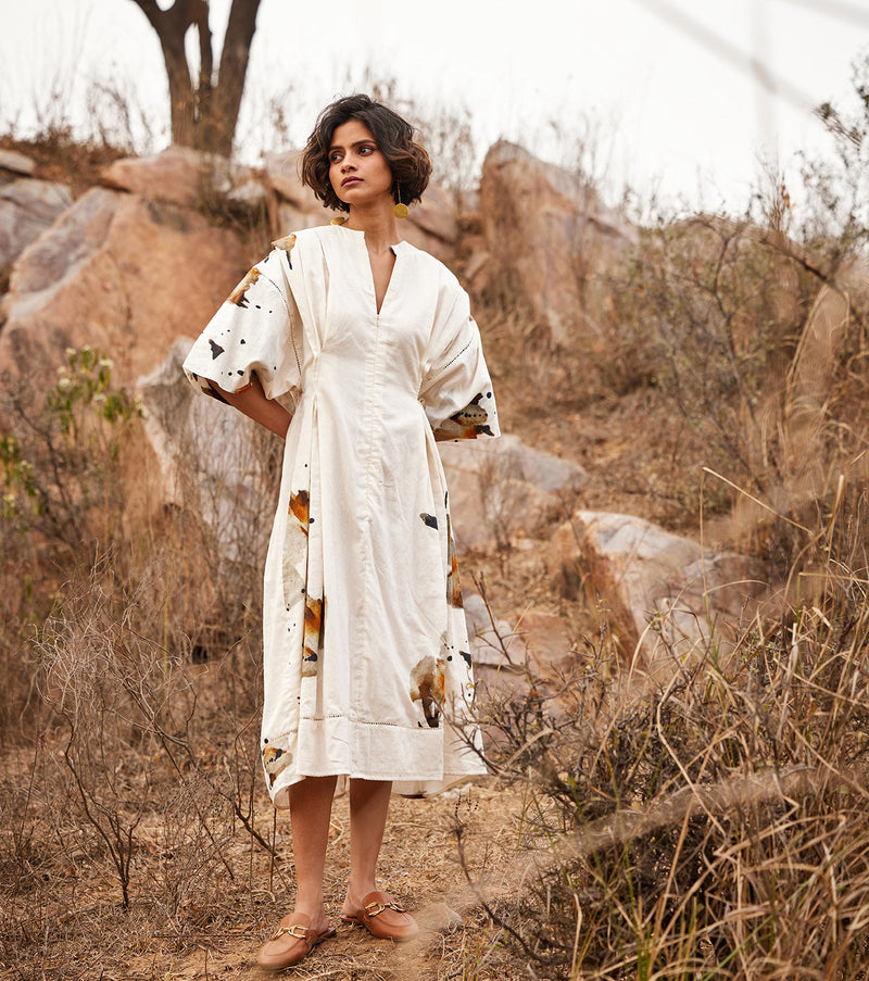 Bahariya Dress cotton by Khara Kapas in white for women Worldwide