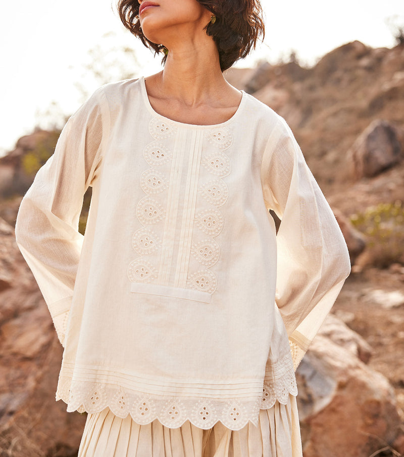 Shuchi co ord set cotton by Khara Kapas in white for women Worldwide