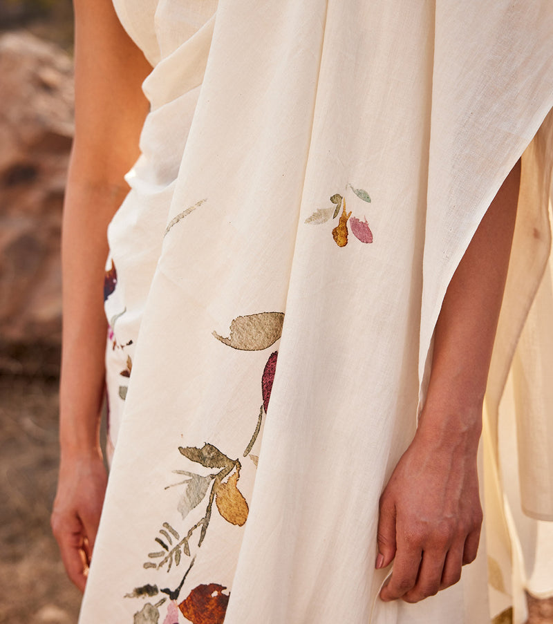 Ketaki Saree cotton by Khara Kapas in white for women Worldwide
