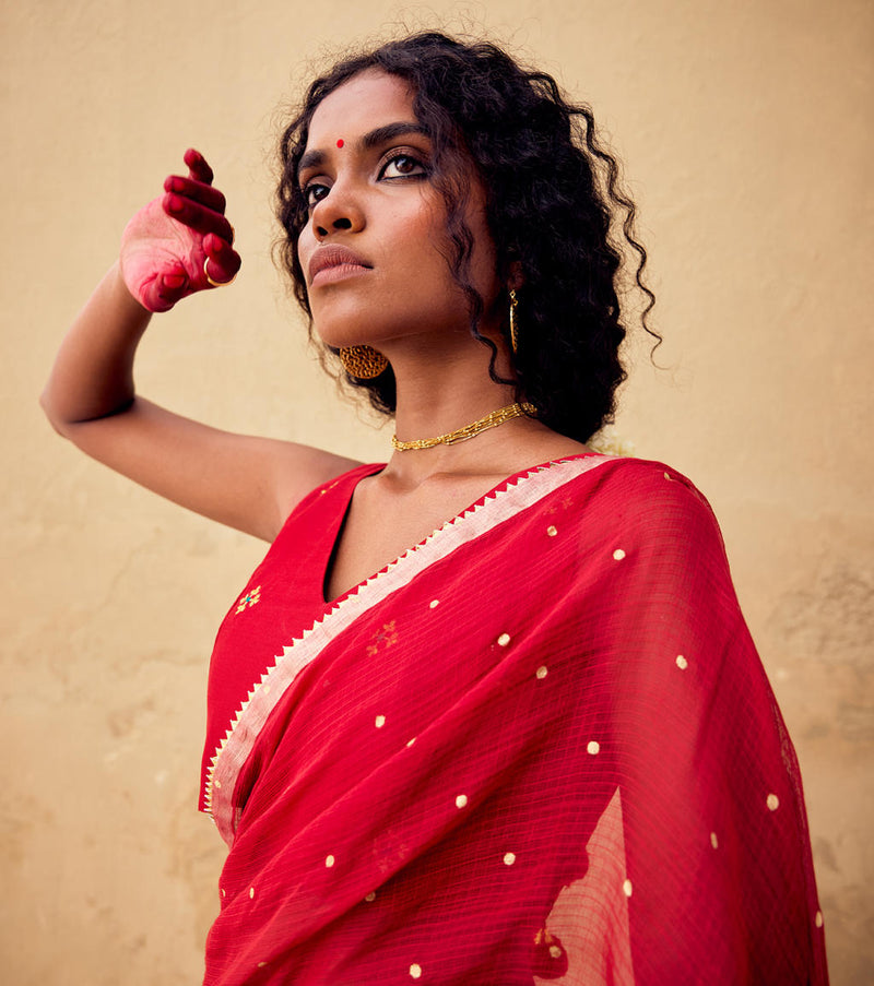 Maharani saree with blouse silk by Khara Kapas in red for women Worldwide