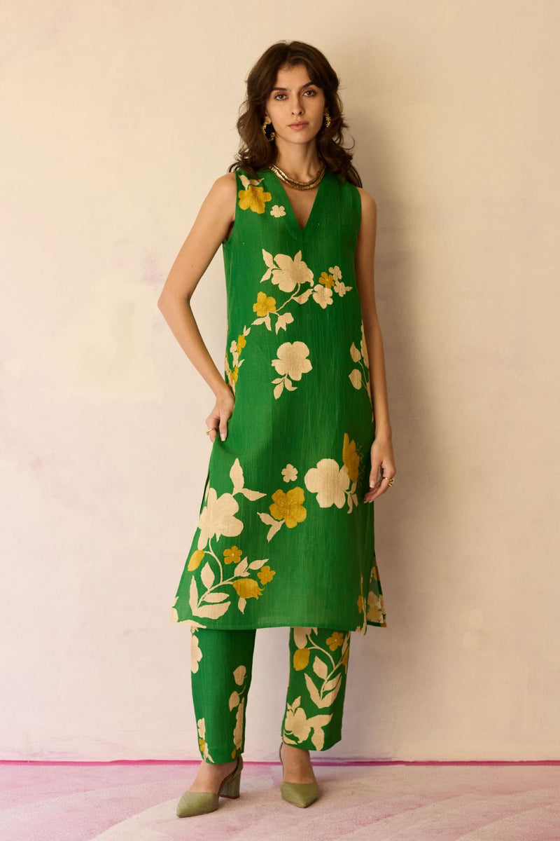Hibiscus Anaar V-Neck Co-ord Set - Fern cotton by World of SiSa for women Worldwide