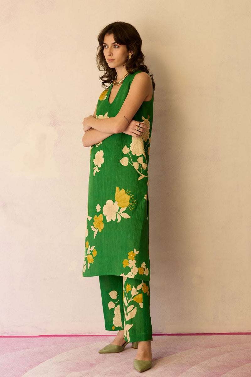 Hibiscus Anaar V-Neck Co-ord Set - Fern cotton by World of SiSa for women Worldwide