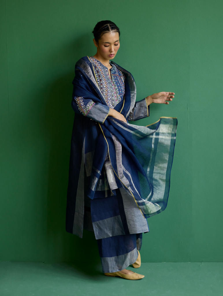 Rida Hand-Embroidered Metallic Linen Kurta - Navy linen by Manan in navy color for women Worldwide
