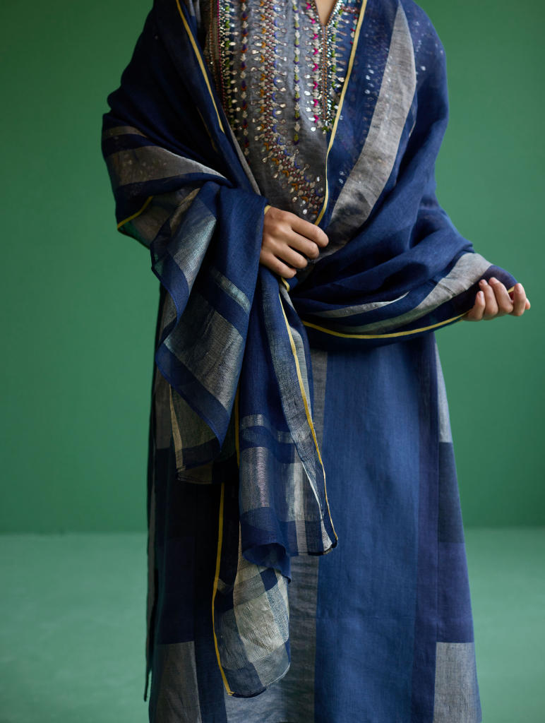 Rida Hand-Embroidered Metallic Linen Kurta - Navy linen by Manan in navy color for women Worldwide