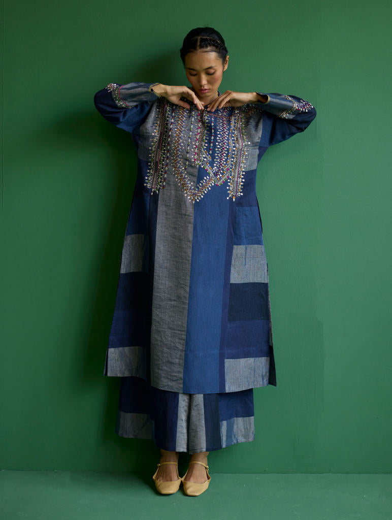 Rida Hand-Embroidered Metallic Linen Kurta - Navy