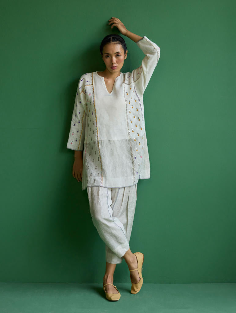 Ennya Hand-Embroidered Metallic Linen Kurta - Ivory linen by Manan in ivory color for women Worldwide