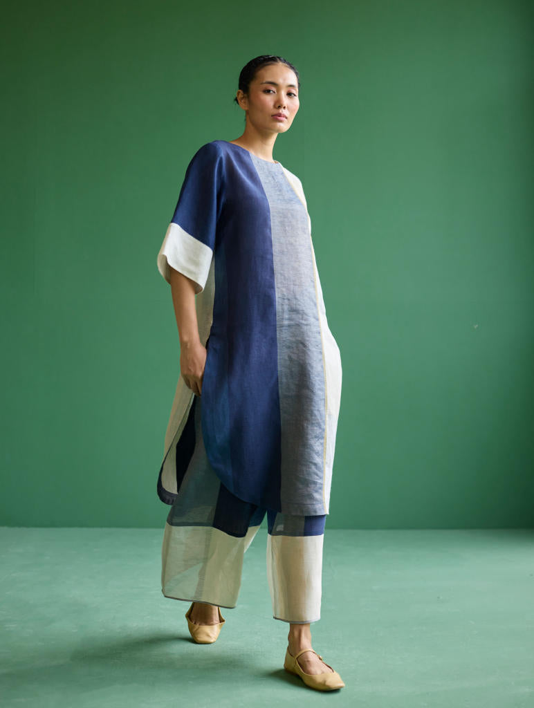 Risa Color-Blocked Linen Kurta - Navy linen by Manan in navy color for women Worldwide
