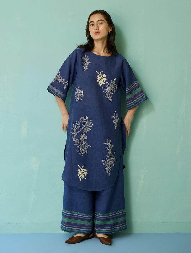 Nami Floral Block-Printed Curved Hem Kurta Set - Indigo linen light kurta set by Manan in navy for women Worldwide