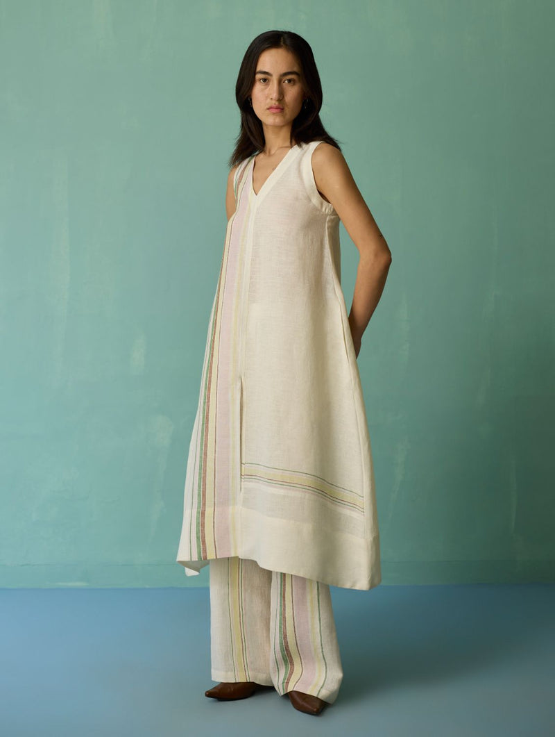 Vanya Border Linen Sleeveless Kurta - Ivory linen light kurta set by Manan in ivory for women Worldwide