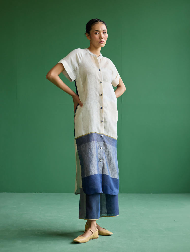 Nila Color-Blocked Metallic Linen Kurta
 - Ivory