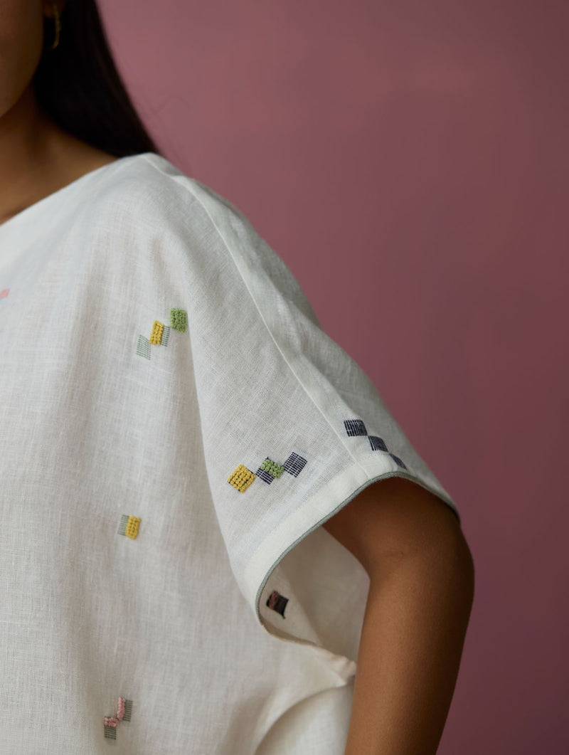 Kanni Hand-Embroidered Jamdani Linen Top - Ivory all linen by Manan in ivory color for women Worldwide